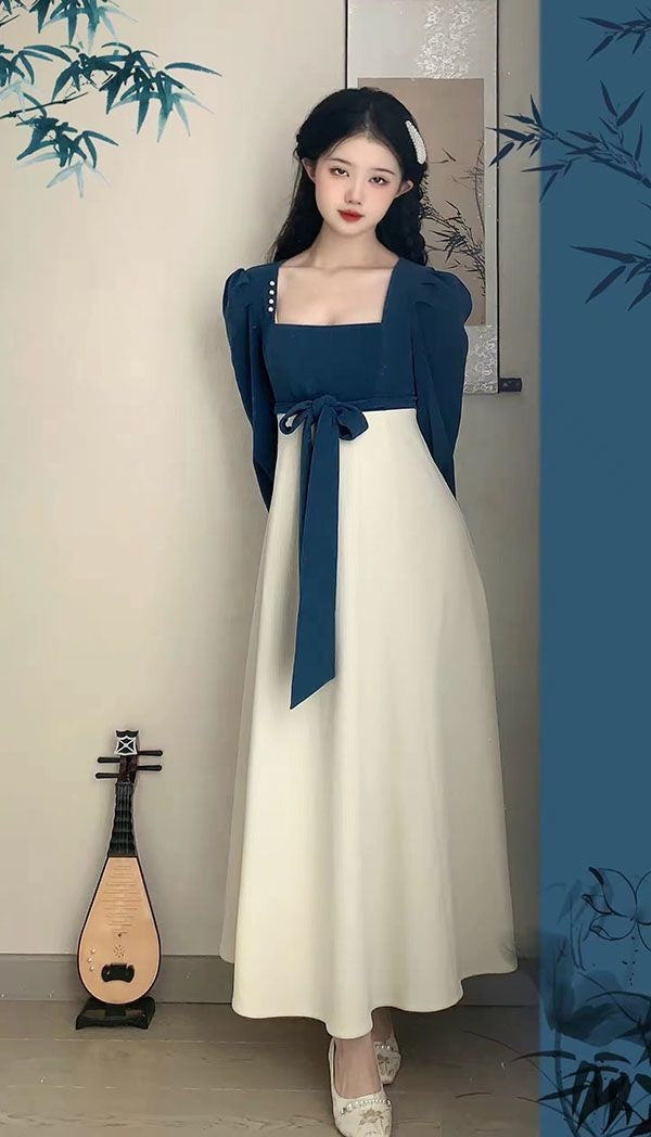 Long Sleeve Square-neck Dress