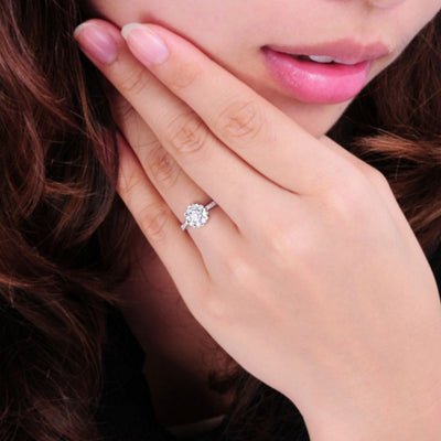 Micro Carat Engagement And Wedding Ring Ring Female Proposal Ring 18K Gold Diamond Ring Zircon Bare Diamond