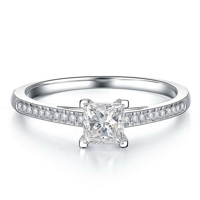 Simple Fashion Four-claw High Simulation Diamond Ring For Women
