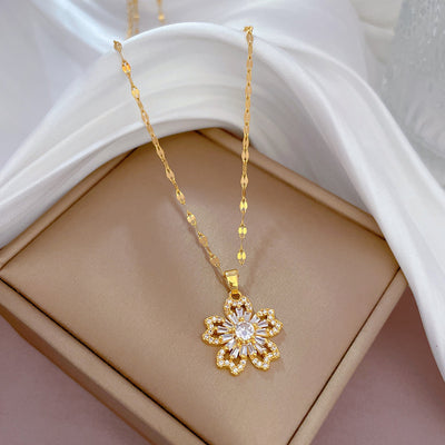 Young Luxury Flower Diamond Necklace Girl